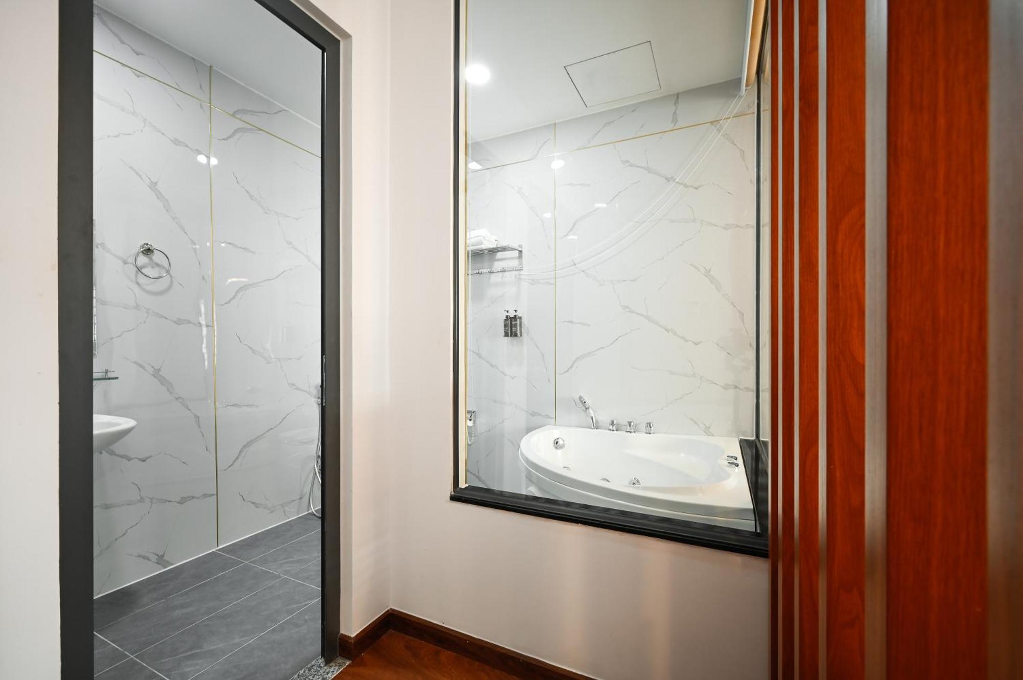 Yoko Airport Saigon Hotel ホーチミン市 エクステリア 写真