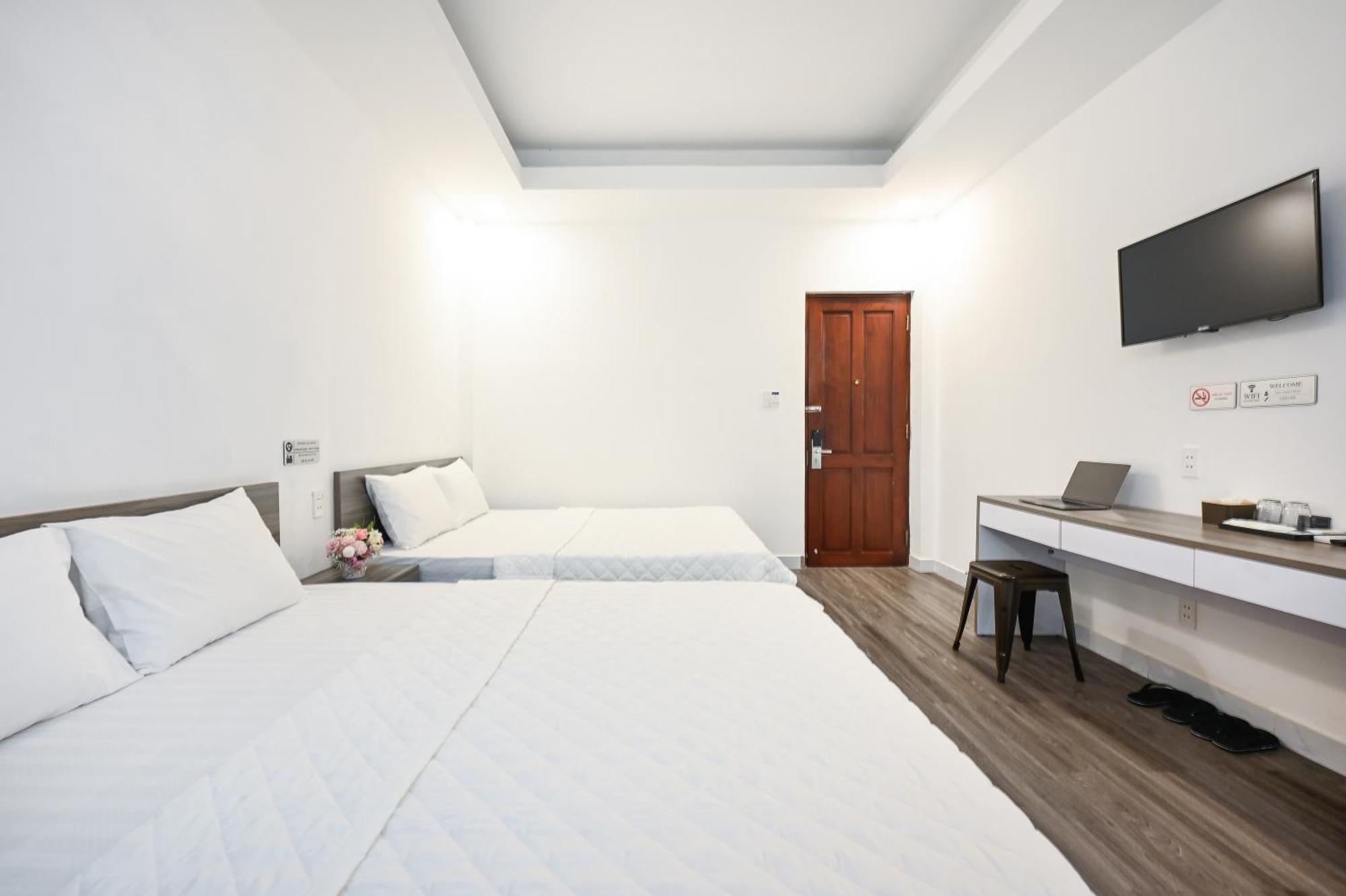 Yoko Airport Saigon Hotel ホーチミン市 エクステリア 写真